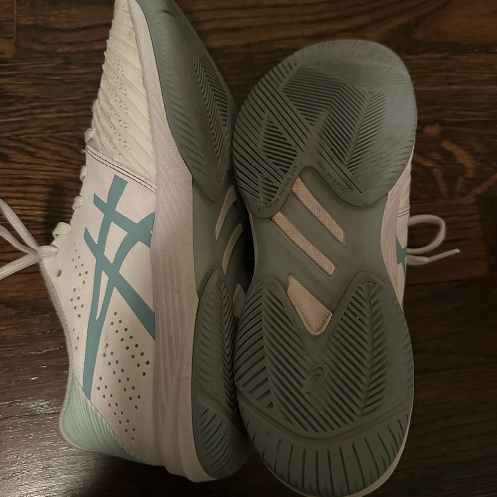 Women’s Solution Swift FF Asics Tennis Shoes